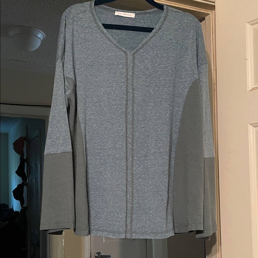 Ces Femme Gray Long Sleeve Tunic